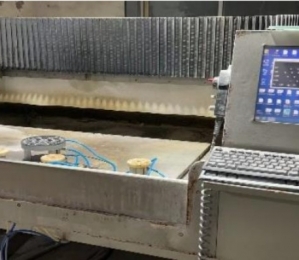 CNC玻璃加工中心