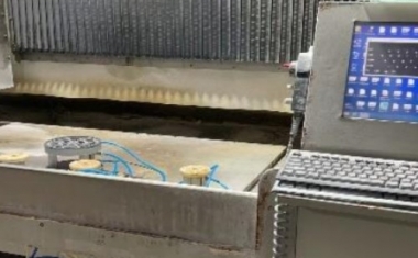 CNC玻璃加工中心