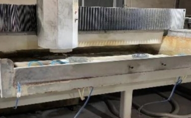 CNC玻璃加工中心